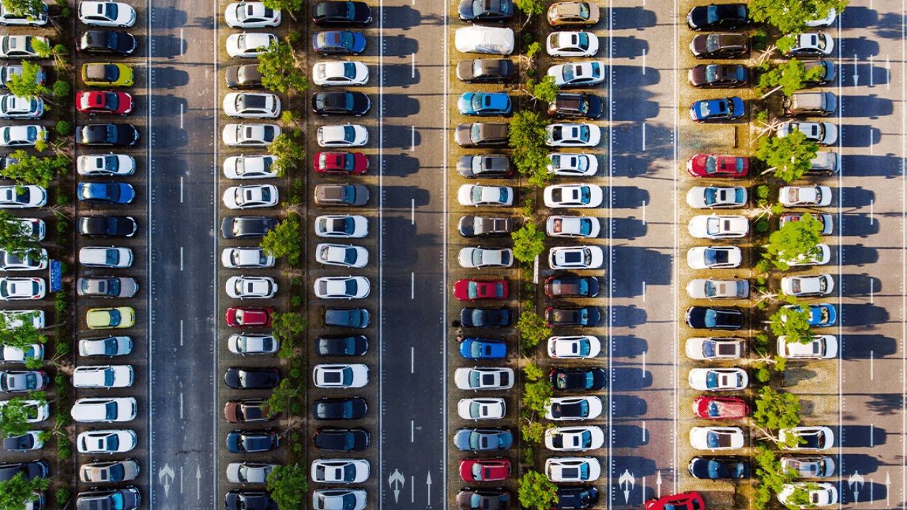 Efficient parking lot management through Custom Kiosks